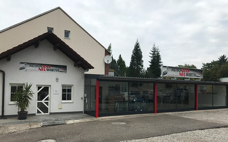 Firmengebäude Autoglas Neuwirth in der Salzburgerstr. in Wels