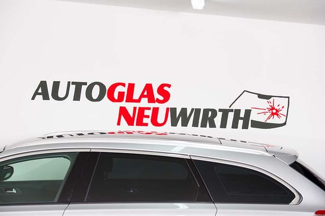 Autoscheiben folieren lassen bei Autoglas Neuwirth in Wels Foto 1